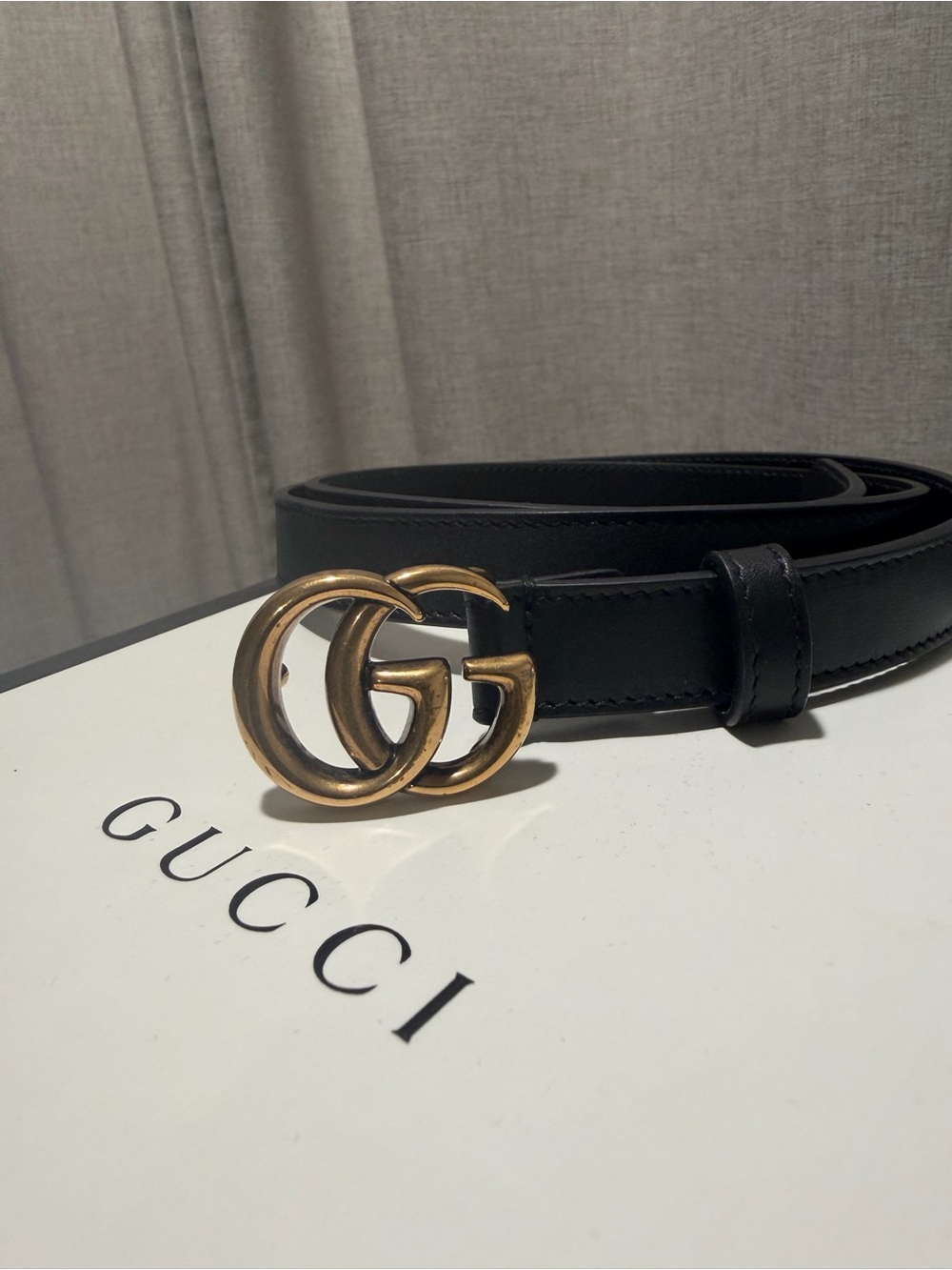 Gucci Black Leather Belt with Gold Double G Hardware - Picture 2 of 3